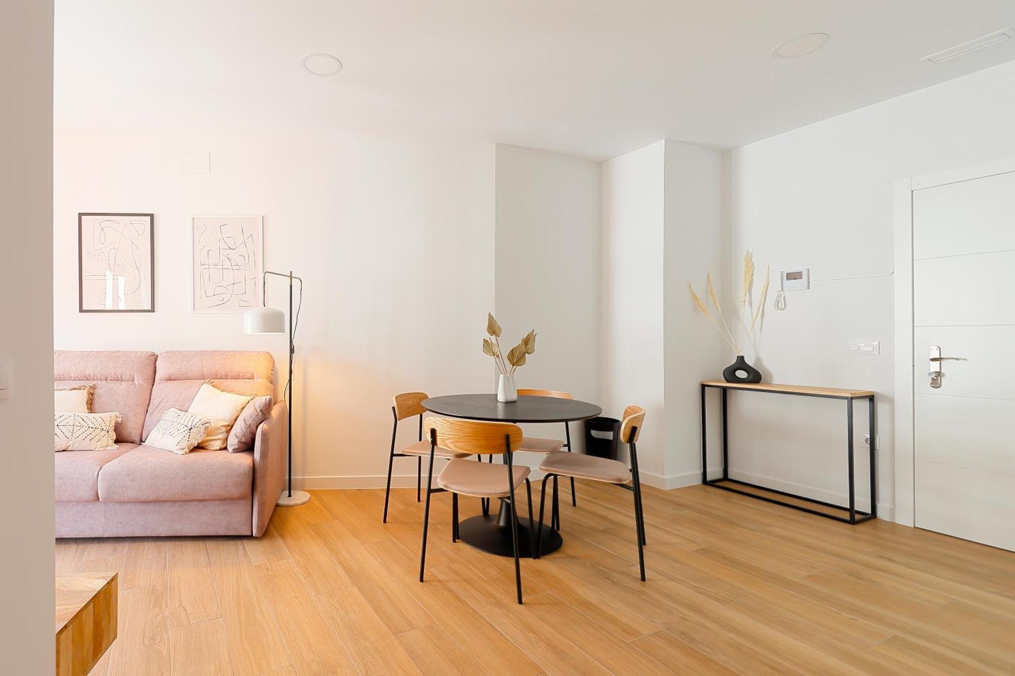 Apartamentos Aptio Овиедо Екстериор снимка