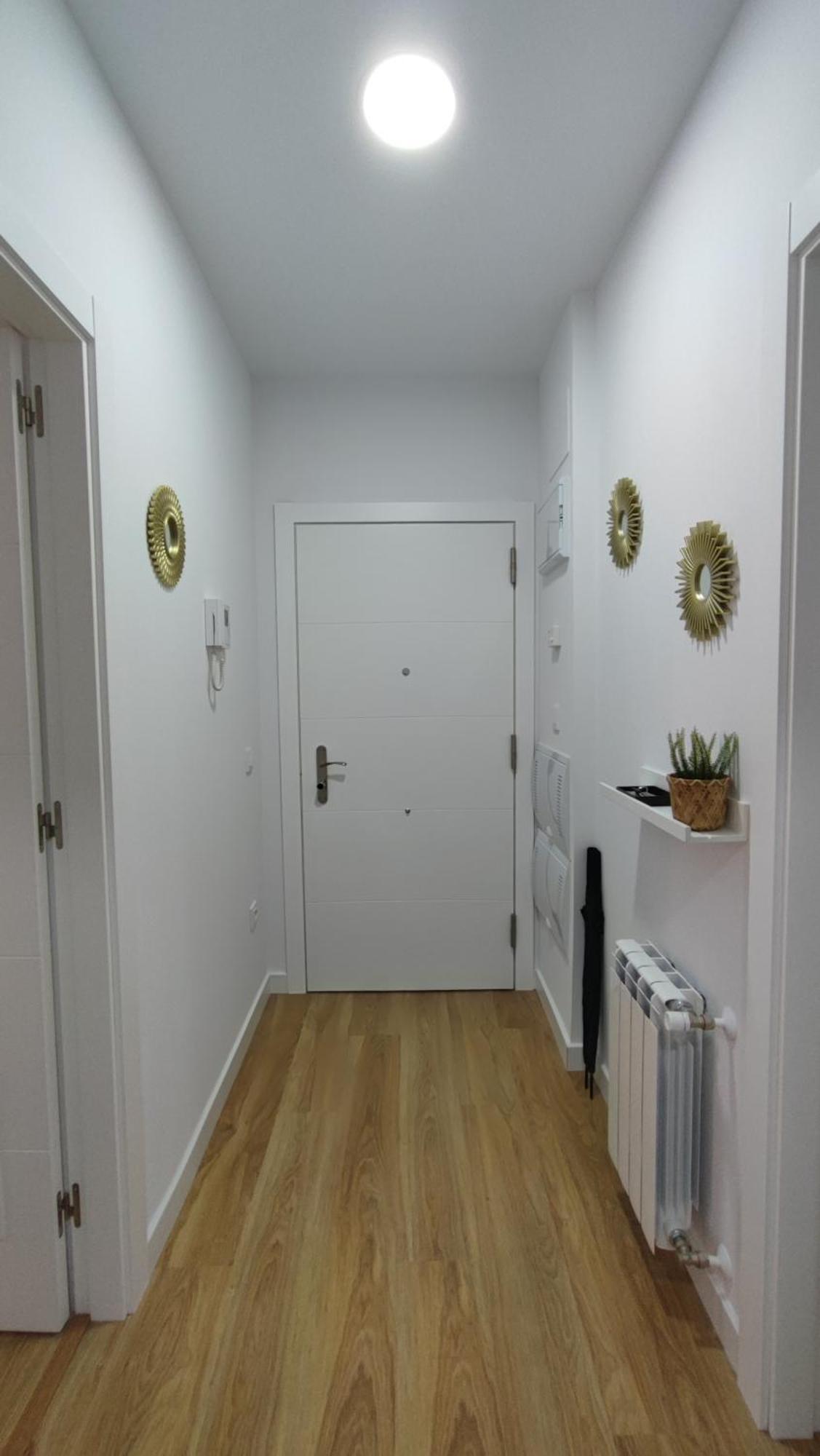 Apartamentos Aptio Овиедо Екстериор снимка