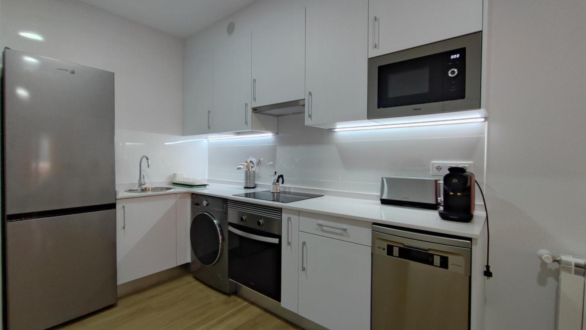 Apartamentos Aptio Овиедо Екстериор снимка