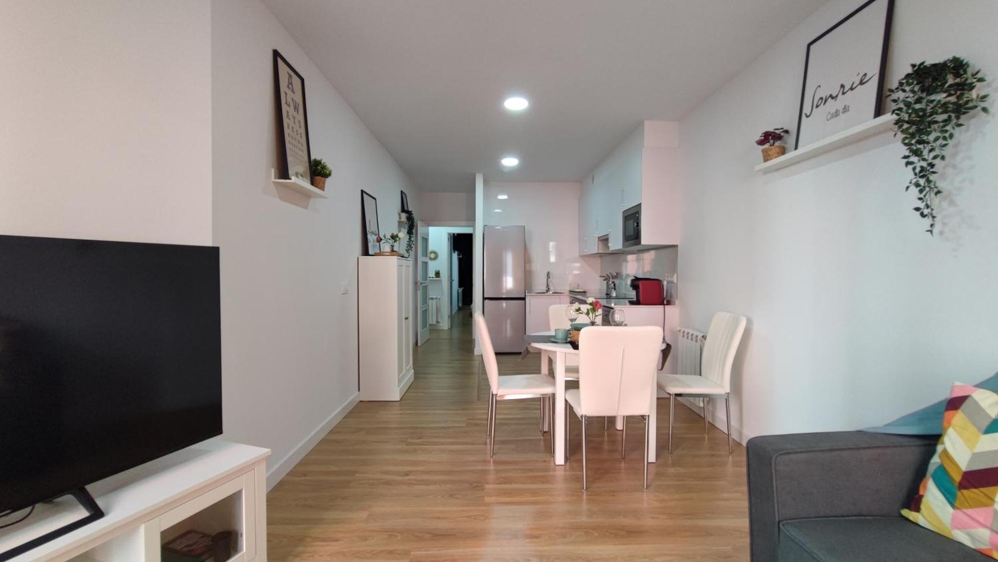 Apartamentos Aptio Овиедо Екстериор снимка