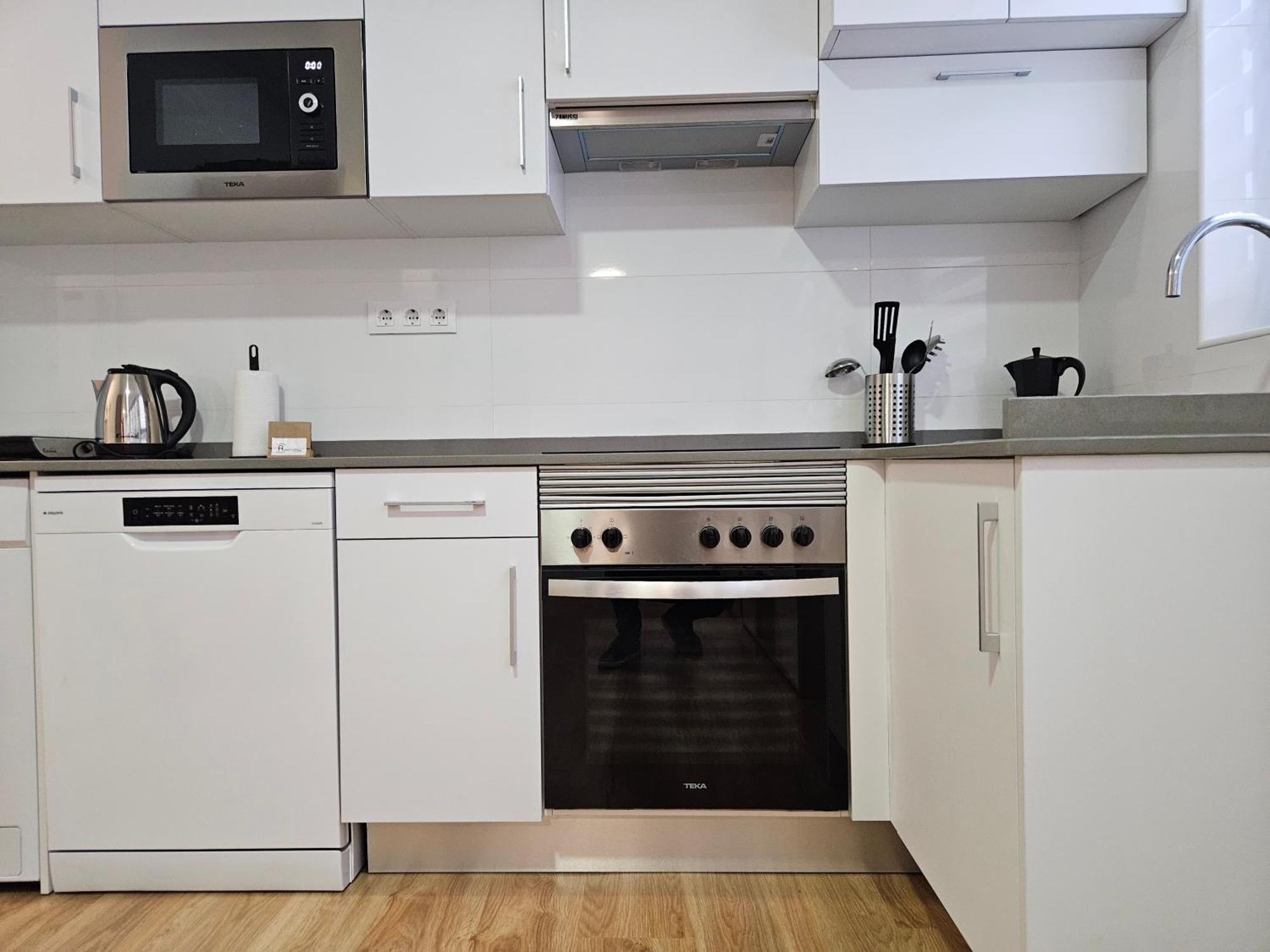 Apartamentos Aptio Овиедо Екстериор снимка