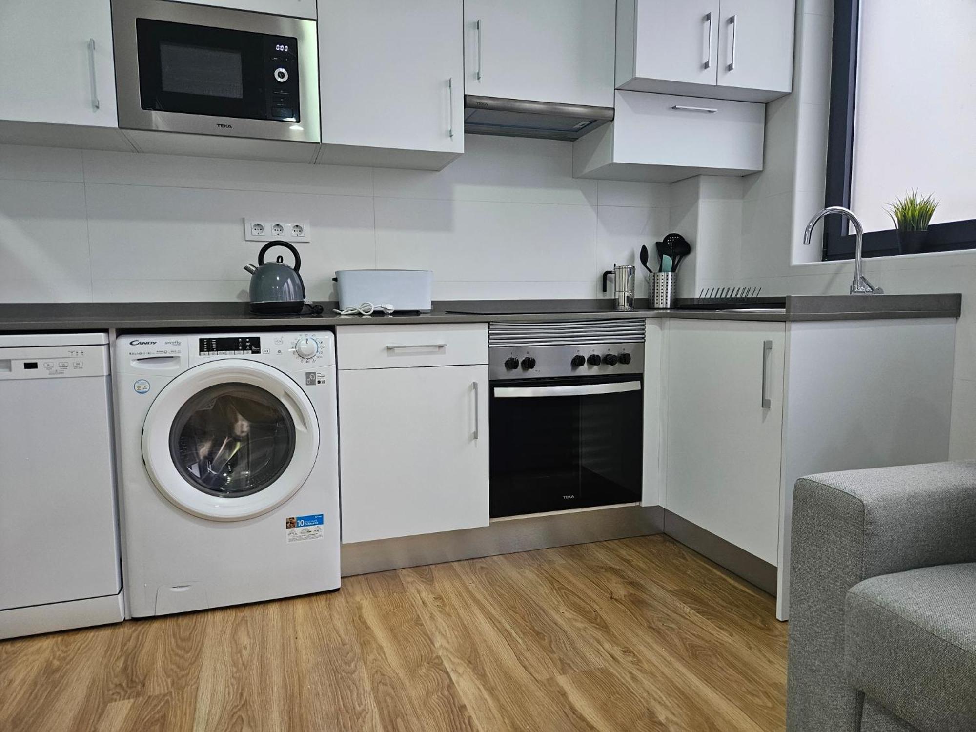 Apartamentos Aptio Овиедо Екстериор снимка